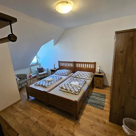 Pensión St. Florian Restaurant & 3*